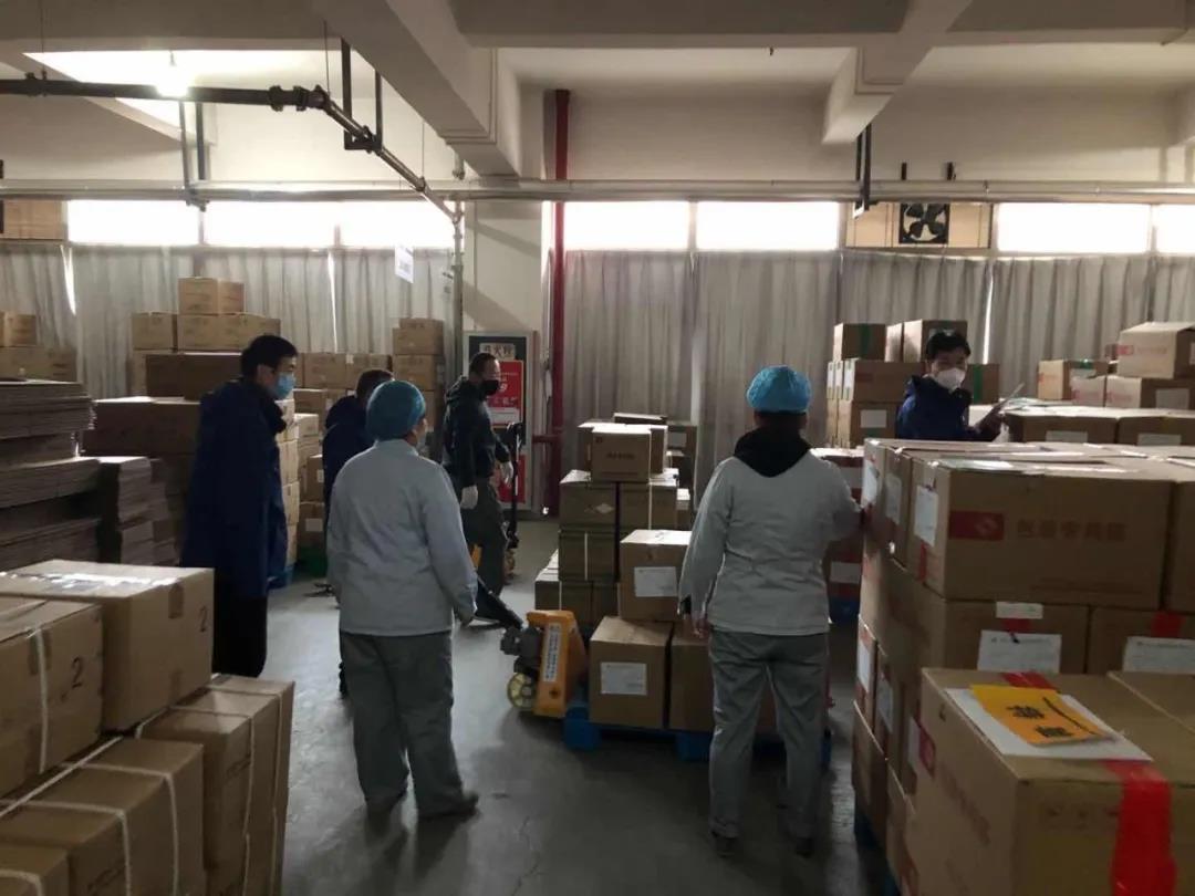 新葡的京集团350vip8888战疫情：储运群英 分秒必争 责任和爱鼓舞新葡的京集团350vip8888人勇敢前行