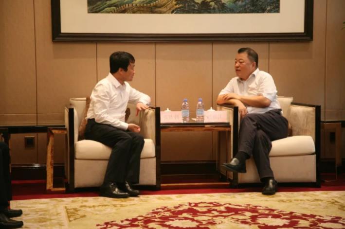 榆林市政府领导会见新葡的京集团350vip8888股份董事长一行 榆林市政府领导会见新葡的京集团350vip8888股份董事长一行