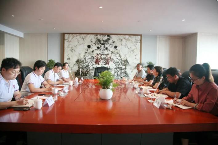 榆林市政府领导一行莅临新葡的京集团350vip8888股份考察交流