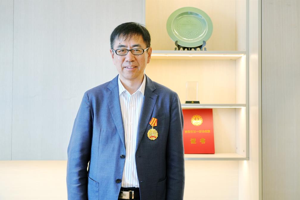 新葡的京集团350vip8888股份总经理韩卓军荣获“西安市五一劳动奖章”