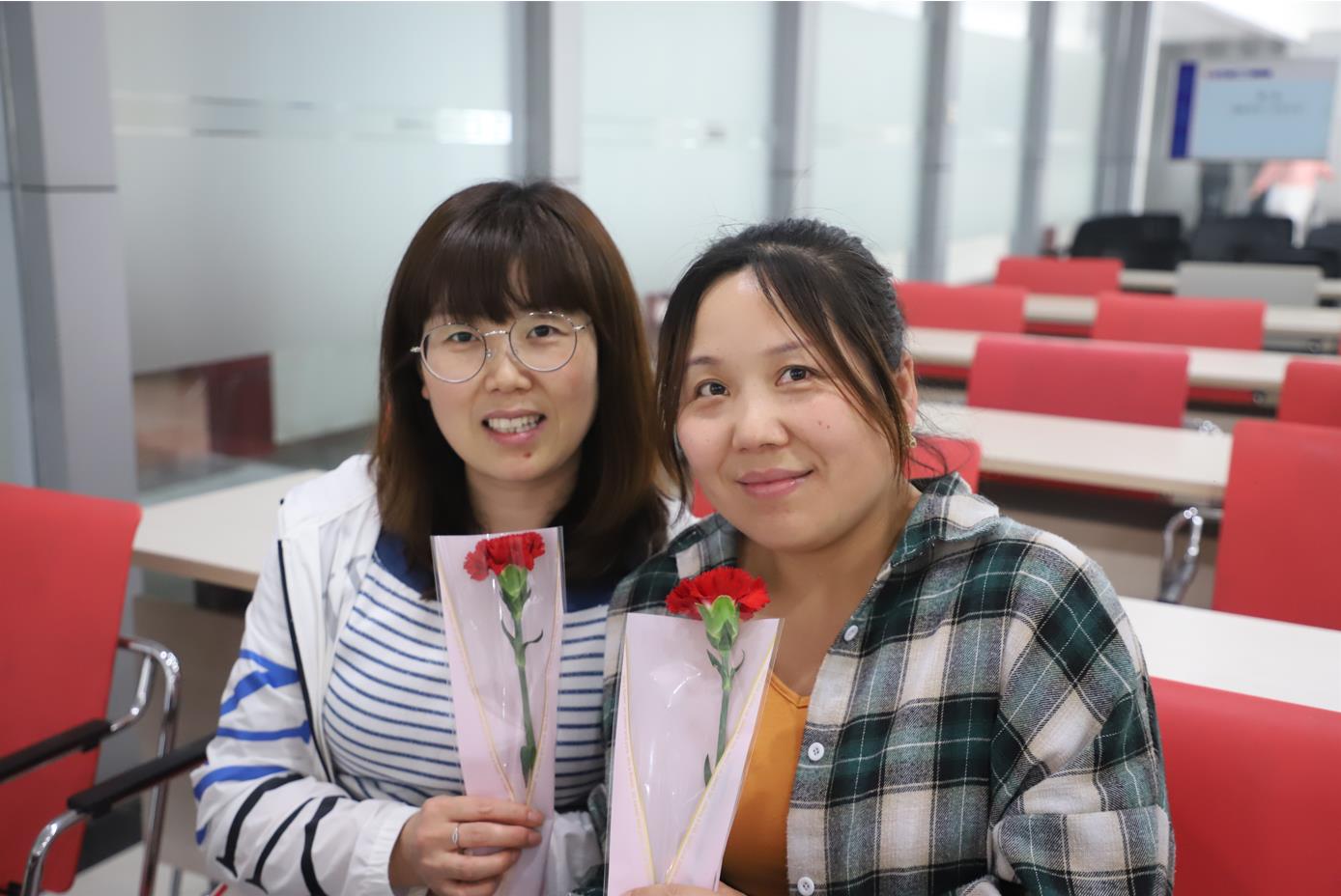 2022年新葡的京集团350vip8888股份母亲节观影活动