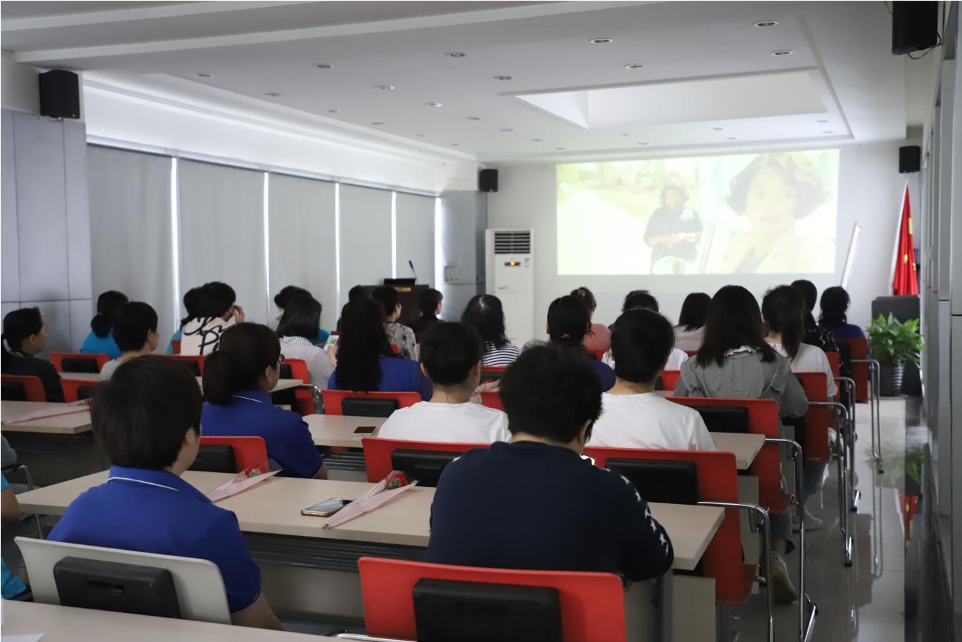 2022年新葡的京集团350vip8888股份母亲节观影活动