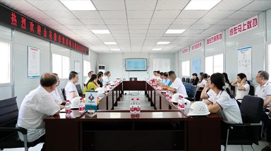 直抓工程进度 建设高标准、高质量、现代化生产基地