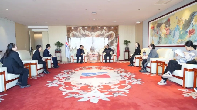 西安市财贸工会主任周华一行到访新葡的京集团350vip8888股份 西安市财贸工会主任周华一行到访新葡的京集团350vip8888股份